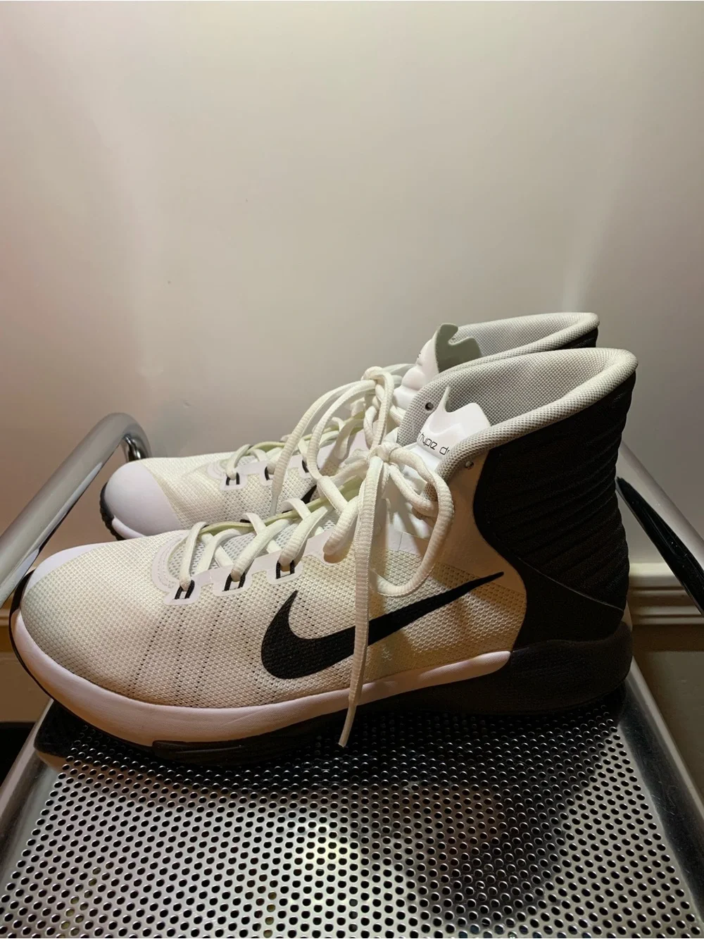 Nike White and Black Men's High-Top Basketball Shoes